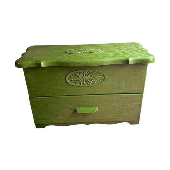 Vintage 1960-1970’s Lerner Avocado Green Super Adorable Sewing Box Jewelry Box - Picture 2 of 6